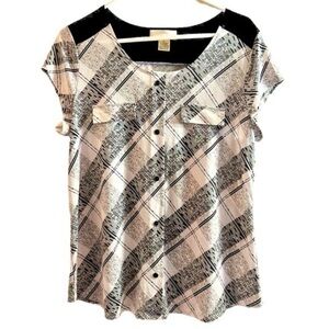 Women’s Short Sleeve Snap Front Knit Top - Size L - NWOT